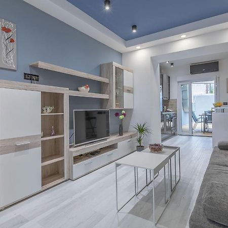 Arena Blue Dream - Modern Apartment With Terrace Pula Ngoại thất bức ảnh