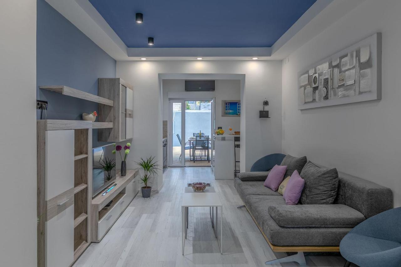 Arena Blue Dream - Modern Apartment With Terrace Pula Ngoại thất bức ảnh